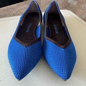 Ladies Rothy's Pointed Knit Flats in Bright Blue with Dark Trim
